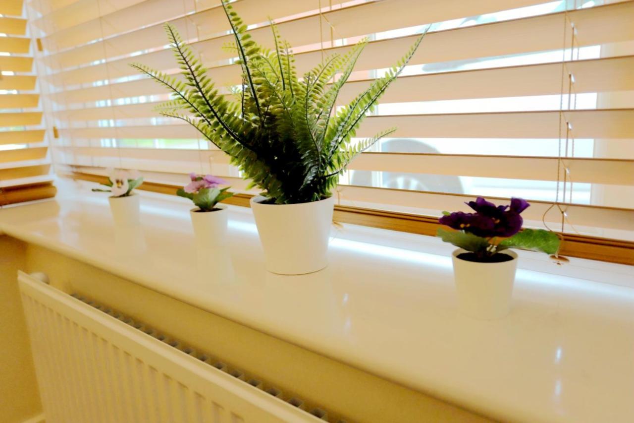 Easytravel Luxury Nec/Airport 3 Beds House Apartment Birmingham Exterior photo