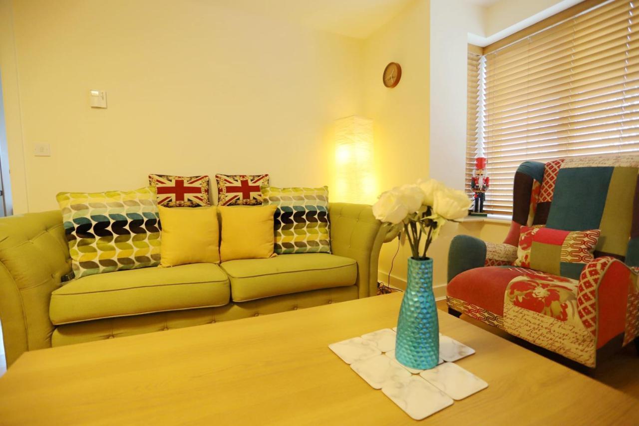 Easytravel Luxury Nec/Airport 3 Beds House Apartment Birmingham Exterior photo