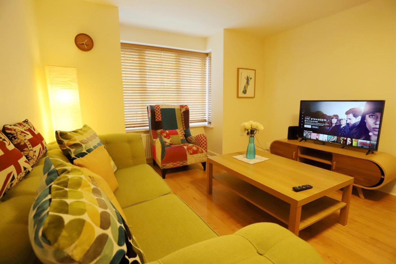 Easytravel Luxury Nec/Airport 3 Beds House Apartment Birmingham Exterior photo