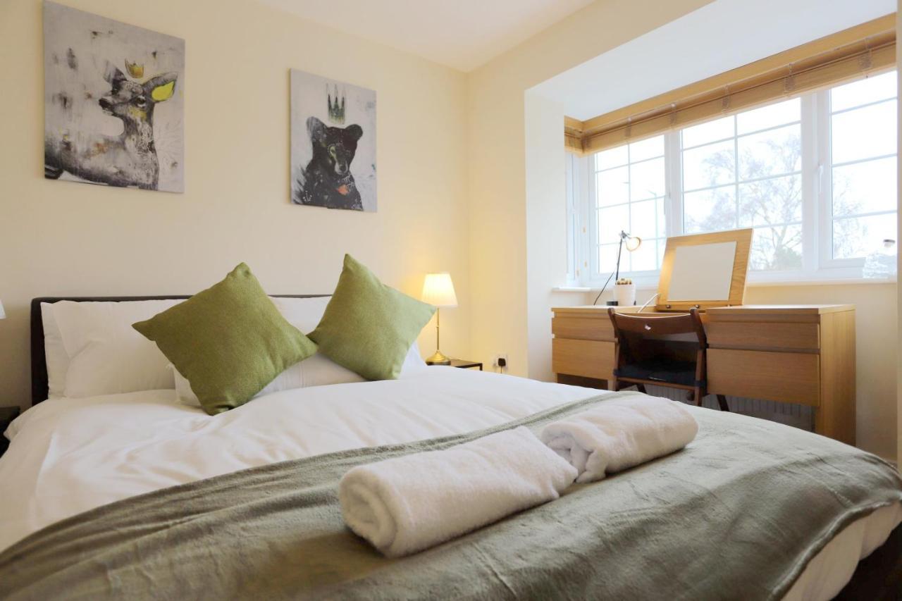 Easytravel Luxury Nec/Airport 3 Beds House Apartment Birmingham Exterior photo
